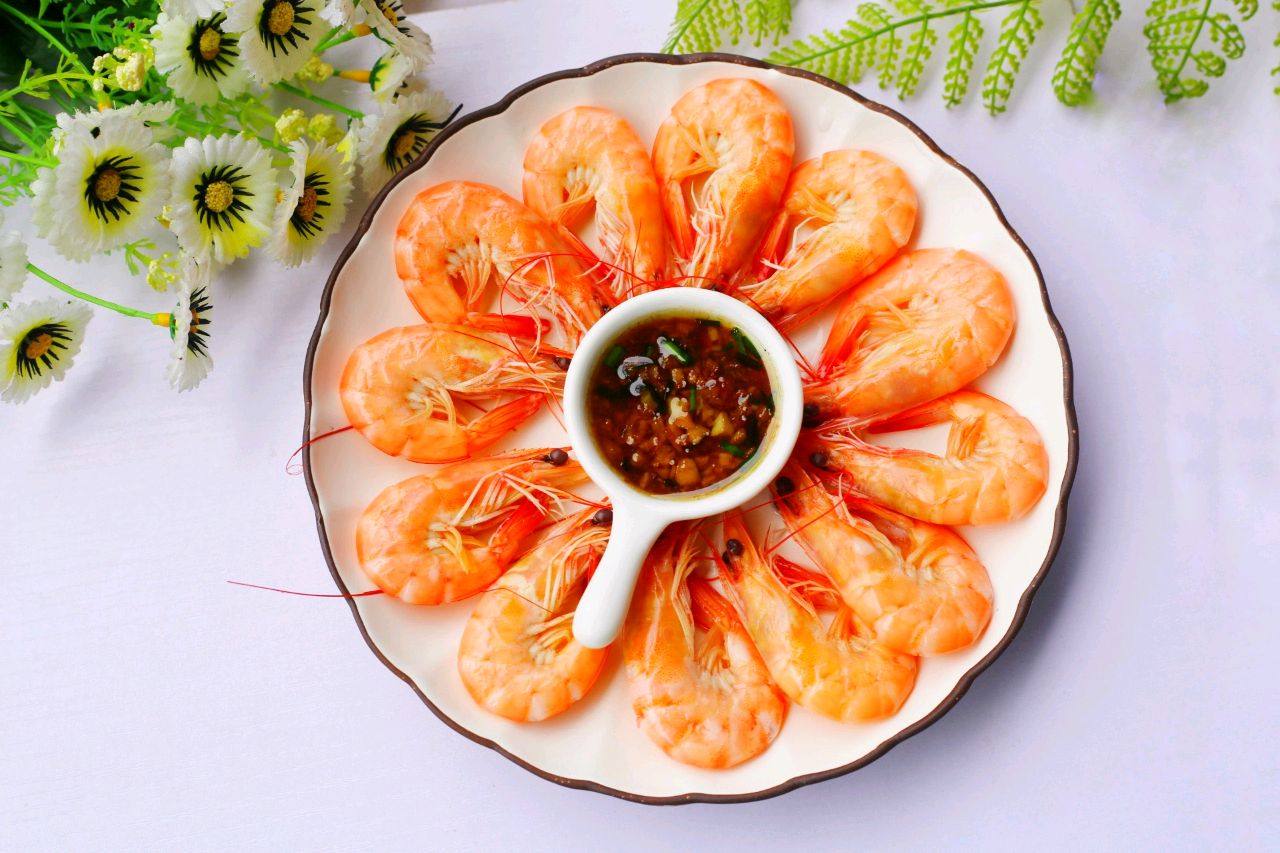 White-Boiled Shrimp White-Boiled Shrimp